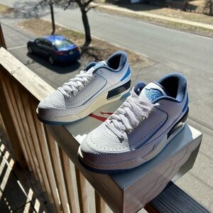 Low 2s Size 9 brand new dead stock
